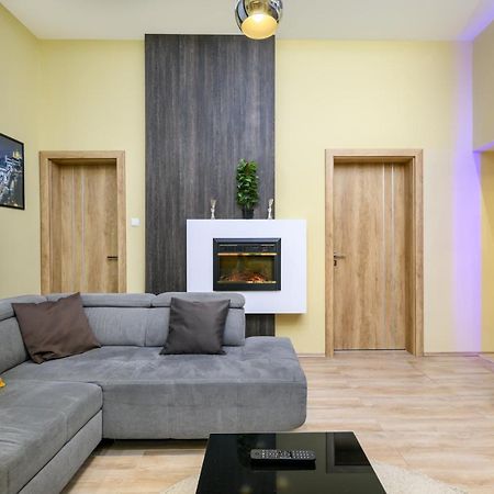 Downtown Deluxe-Two Bedroom Apartment With Sauna Budapest Extérieur photo