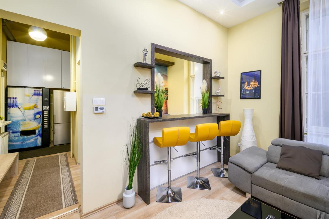 Downtown Deluxe-Two Bedroom Apartment With Sauna Budapest Extérieur photo