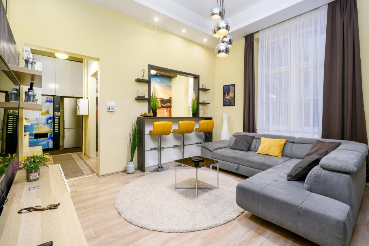 Downtown Deluxe-Two Bedroom Apartment With Sauna Budapest Extérieur photo