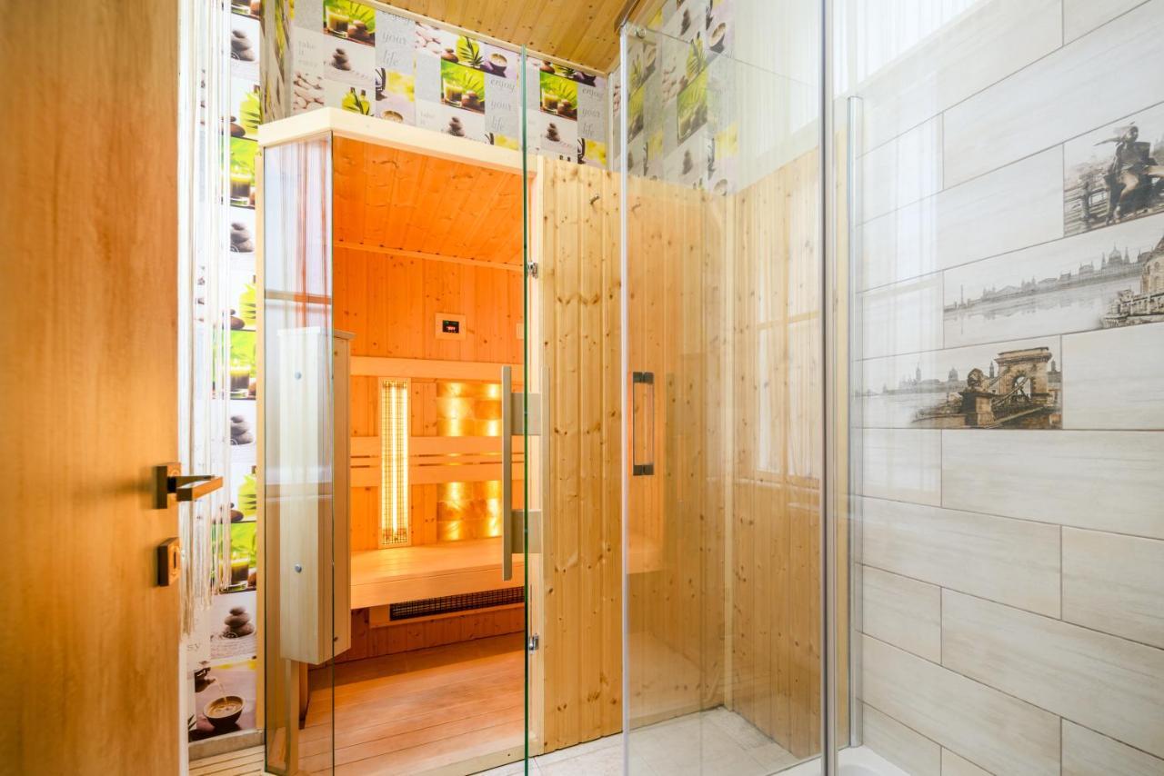 Downtown Deluxe-Two Bedroom Apartment With Sauna Budapest Extérieur photo